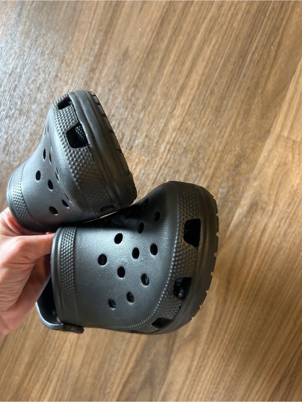 LIKE NEW CROCS - Picture 2 of 4